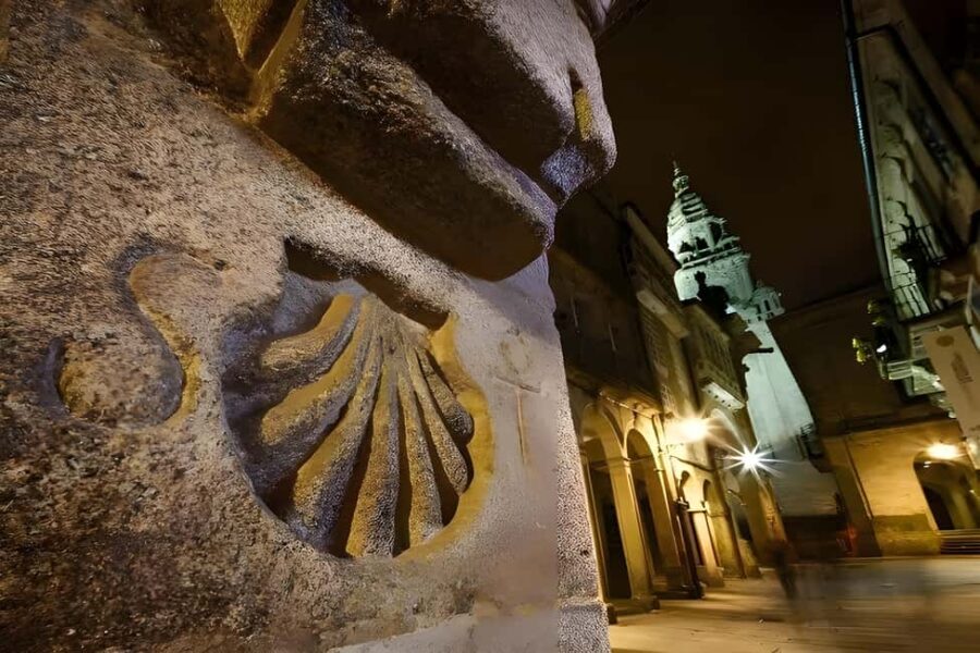 Santiago de Compostela: Night tour "Secrets of Compostela". - Exploring Santiago’s Historic Streets After Dark