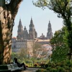 Santiago de Compostela Private Transfer from the city centre to SCQ Airport - Meet-and-Greet Service for a Hassle-Free Experience