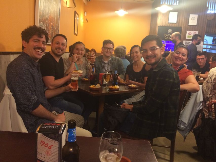 Santiago: Guided Foodie Tour with Drinks, Tapas & Live Music - Sampling Authentic Galician Tapas and Drinks