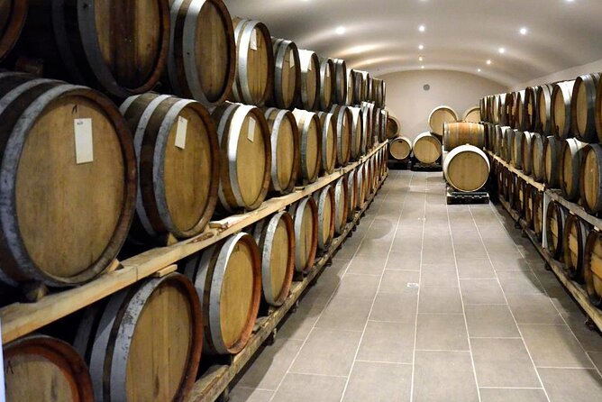 Santorini 6 hours Day tour and Lunch - Pyrgos: A Traditional Village Experience