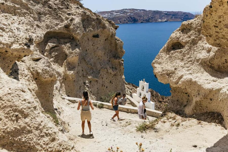 Santorini: ATV Quad Bike Tour with Lunch and Pickup - From Black Sand Beaches to Windmills of Emporio