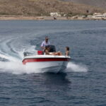 Santorini: license free boat in Santorini - Discover the Iconic Santorini Beaches: Red and White