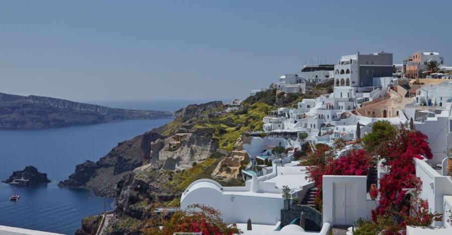 Santorini: Private Day Tour with Guide 6 Hours - From the Charming Villages of Oia and Firostefani
