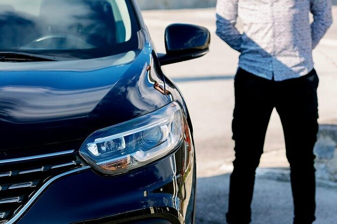 Santorini Private Transfer From or To the Ferry Port - Flexible Duration and Routes to Suit Your Schedule