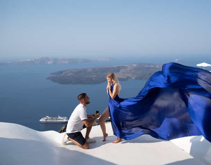 Santorini: Proposal Photoshoot l Private Entry to blue Dome - Starting from the Iconic Thera or Fira Bus Stops