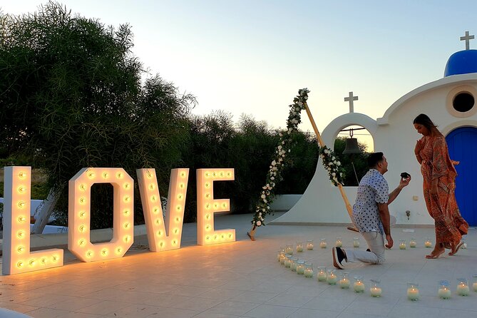 Santorini wedding propose - Ease and Elegance with Pickup and Drop-off Service
