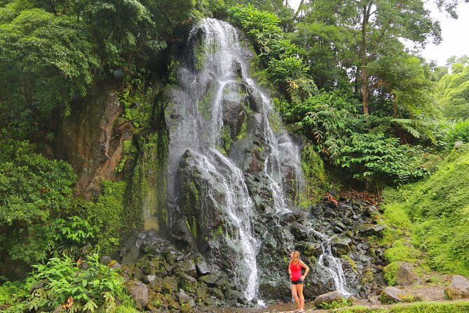 São Miguel, Azores - Private Tour 9 hours in 4 seats car "Exclusively for You" - Meet Your Private Driver and Guide at 9 am