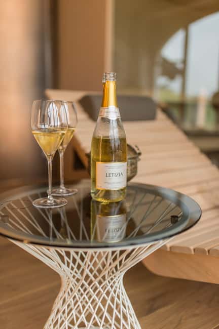 Sauna in the Langhe: views, essential oils, and grape wellness - The Scenic Finnish Sauna’s Unique Atmosphere