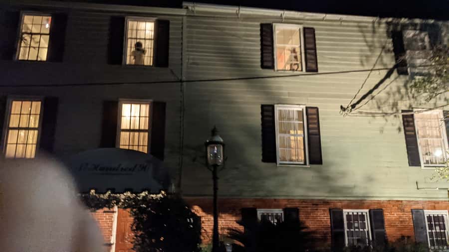 Savannah: Haunts and Horror - The Hell Cat Ghost Tour - Meet in the Heart of Savannah at Columbia Square