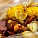 Savannah Walking Food Tour with 5 Locals Favorites Dishes - Walking Through Savannah’s Iconic Historic District