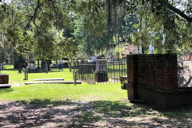 Savannah's Original Dark History Tour - Starting Point at Oglethorpe’s Bench and Ending Near Mercer House