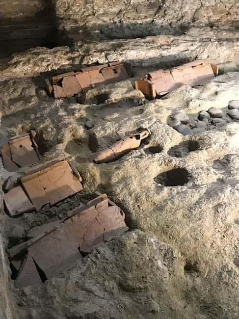 Savona: Guided visit to the Civic Archaeological Museum and the City of Savona - The Byzantine Necropolis: A Window into Early Christianity