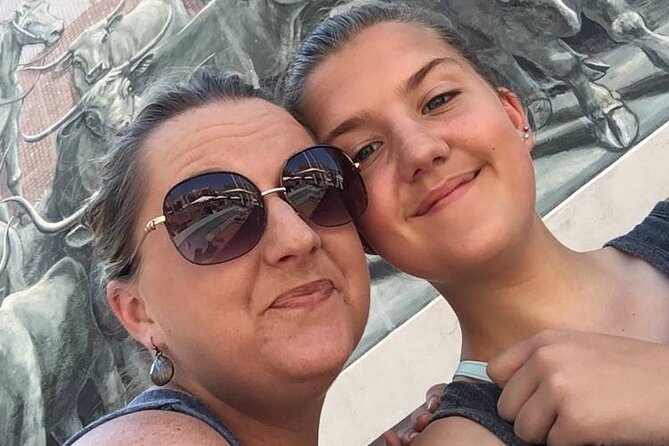 Scavenger Hunt Adventure in Austin by Wacky Walks - Start at 104 W 10th St: The Meeting Point for Your Adventure