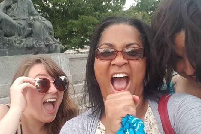 Scavenger Hunt Adventure in Colorado Springs by 3Quest Challenge - How the Remote Host Enhances the Experience