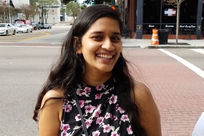 Scavenger Hunt in Chattanooga by Wacky Walks - How the Chattanooga Scavenger Hunt Works