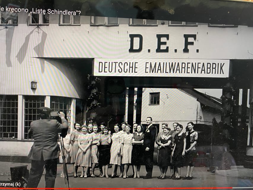 Schindler's List Movie Tour: Historic Sites & Film Location - Starting Point at Kazimierz’s Old Synagogue or Stara Synagoga