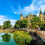 Schwerin: Express Walk with a Local - Starting at Altstadtschenke: The Meeting Point for a Local-Led Walk