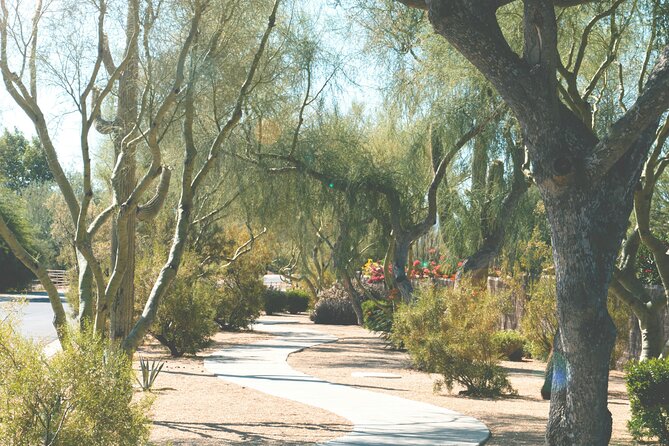 Scottsdale Self-Guided Walking Tour: Art & Desert Inspiration - Discovering Scottsdale’s Creative Heart at North Marshall Way