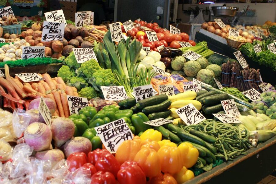 Seattle: Early-Bird Tasting Tour of Pike Place Market - Tasting Delights and Market Specialties