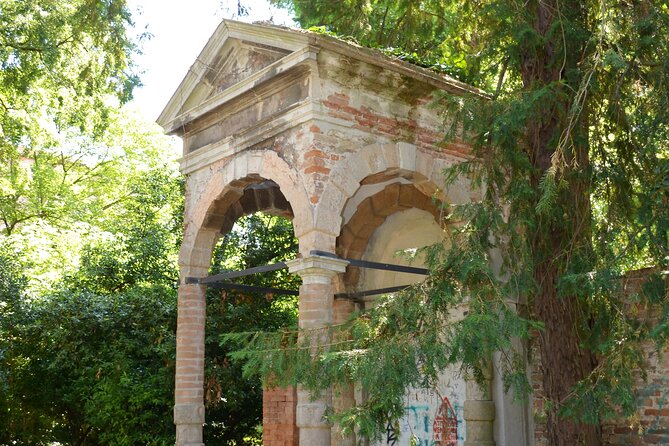 Secret Gardens of Venice Walking Tour - Exploring Parco "Villa Groggia": A Quiet Green Retreat