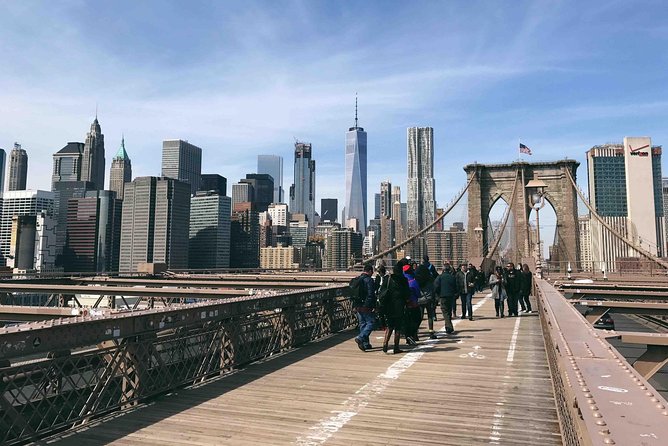 Secrets of the Brooklyn Bridge Walking Tour - Walking the Entire Length of the Brooklyn Bridge