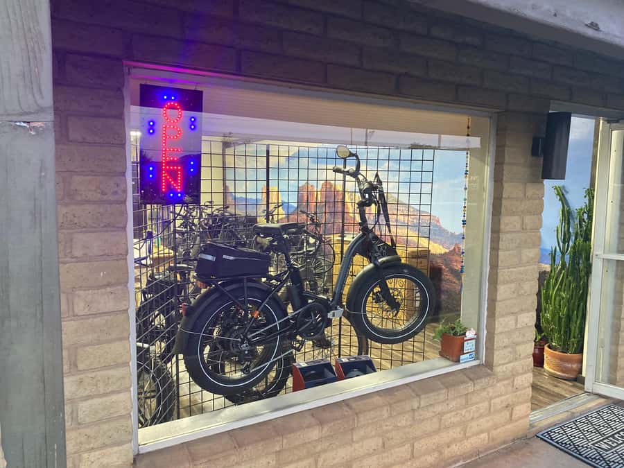 Sedona: Cathedral Rock Vortex E-Bike Tour - The Meeting Point and Transportation Options