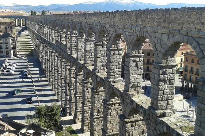 Segovia Private Day Trip from Madrid with Hotel pick up - Marveling at Segovia’s Historic Royal Palace and Architecture