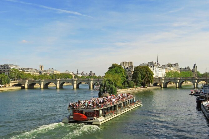 Seine River Walking Tour with Optional Musée d'Orsay and Cruise - Exploring Ile de la Cité – The Birthplace of Paris