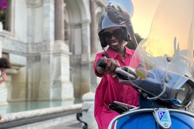 Self Drive Vespa Tour Rome Highlights Experience required - Exploring Rome’s Historic Piazza Venezia