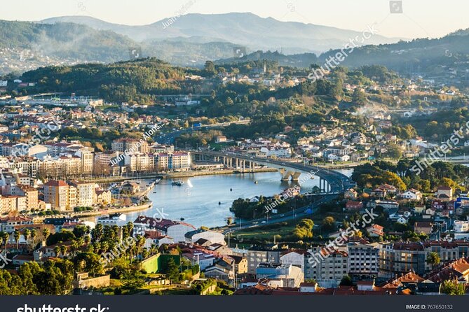 Self-Guided Audio Tour - The Secrets of Pontevedra - Exploring the Basilica of Santa Maria