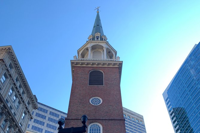 Self Guided Classic Freedom Trail Location Aware (GPS) Walking Audio Tour - Exploring Boston’s Cemeteries and Revolutionary Heroes