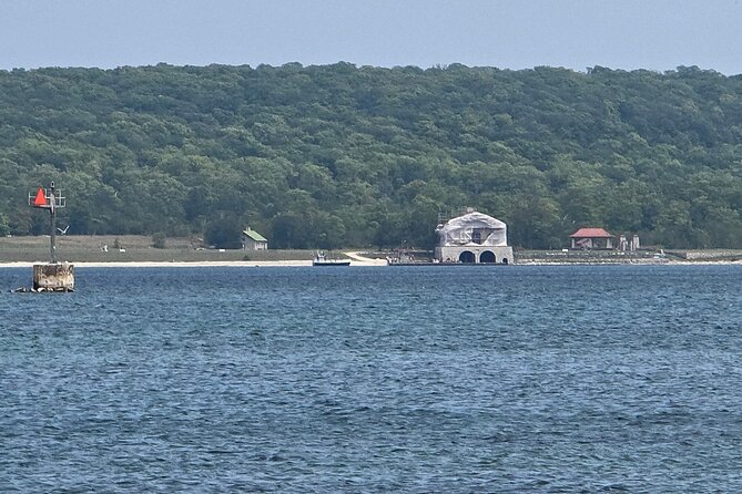 Self-Guided Driving Tour at Door Countys Washington Island - Starting at the Washington Island Welcome Coffee Pot