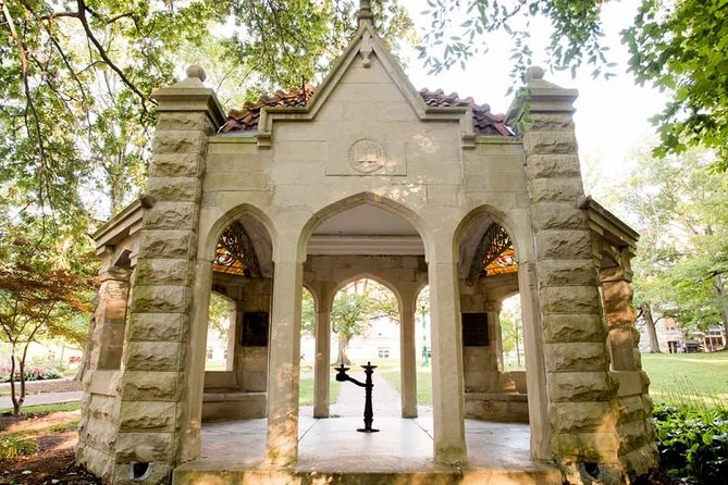 Self-Guided Scavenger Hunt: Bloomington Scenic Southern Indiana - Starting Point and Tour Duration in Bloomington