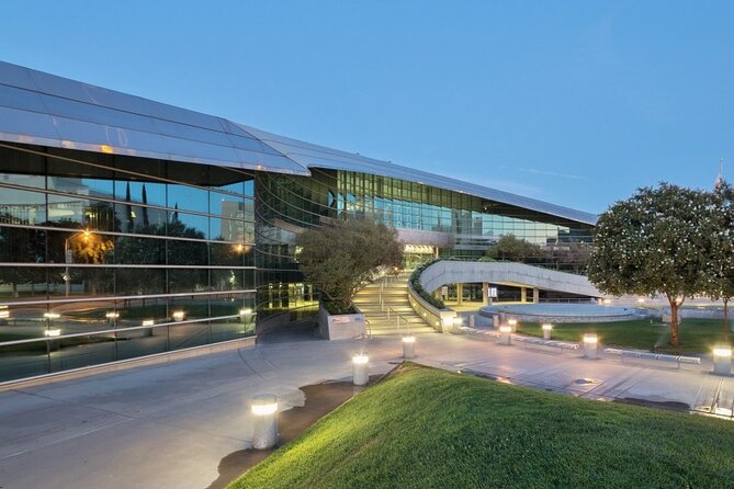 Self Guided Scavenger Hunt: Fresno Art & History - Flexibility of the Self-Guided Format