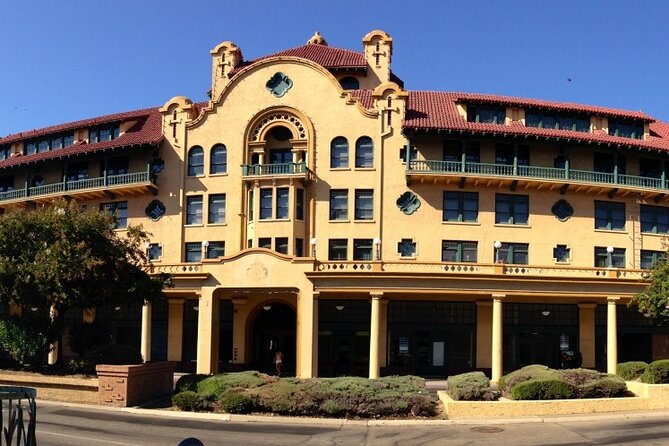 Self-Guided Scavenger Hunt: Stockton Adventure - Exploring Stockton’s Iconic Landmarks on the App