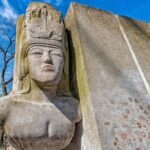 Self-Guided Tour of Celebrity Graves at Père-Lachaise Cemetery - Exploring Père-Lachaise’s Historic Pathways