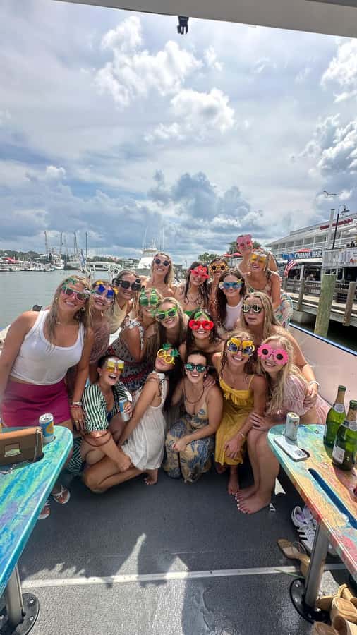 Semi-Private Charleston: Party Boat Charter - 2 Hours - Meeting Point at Shem Creek in Mount Pleasant