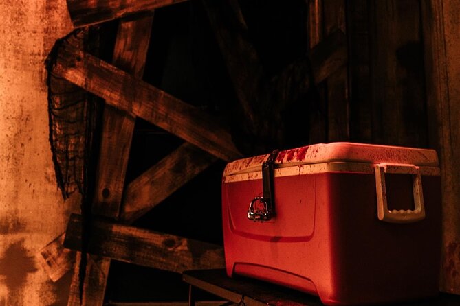 Serial Killer Escape Room in Charleston - The Challenge of Solving Puzzles in 60 Minutes