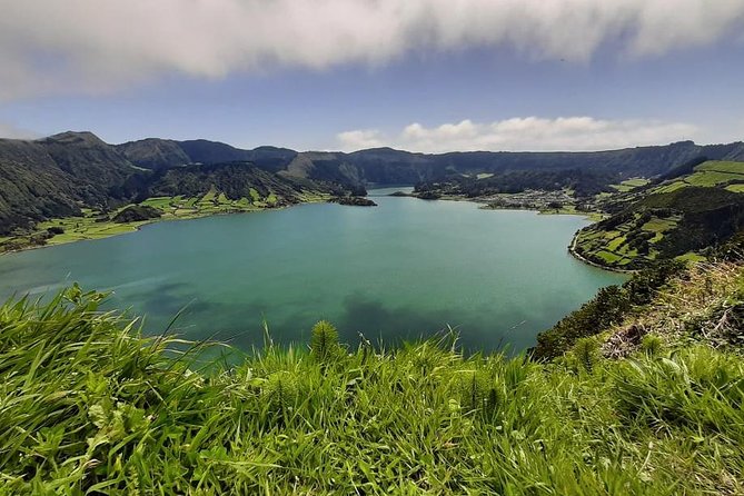 Sete Cidades & Mosteiros: Private 4x4 Tour Half Day - Exploring the Top Scenic Viewpoints of Sete Cidades