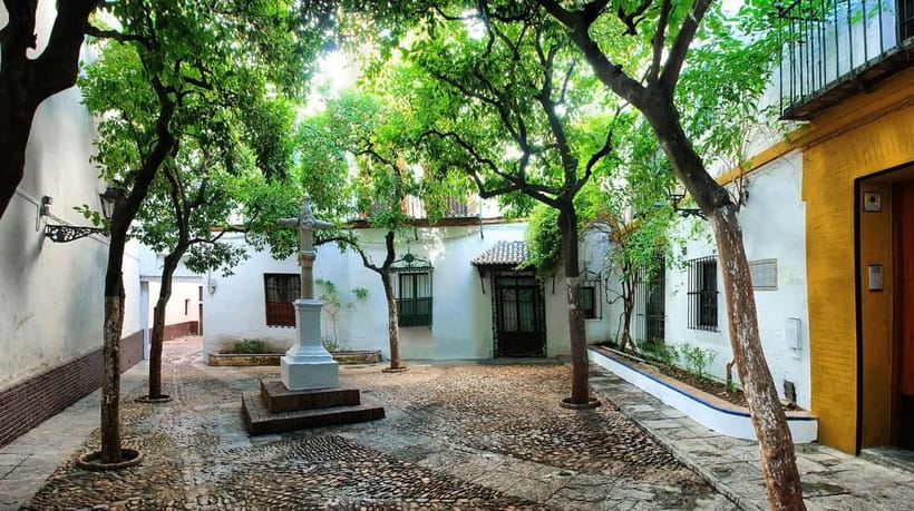 Sevilla Milenaria: legado de judíos, cristianos y musulmanes - Starting Points with Convenient Locations