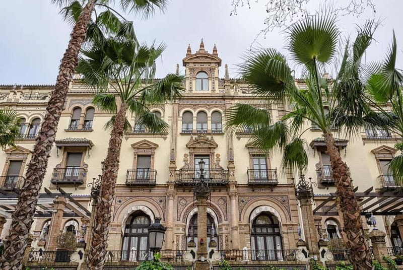 Seville: Exclusive City Highlights Tour with Guide - Exploring Seville’s Iconic Alcázar from Outside