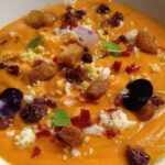 Seville Food Tour: Tapas, Drinks and Delights with a Local - Exploring Seville’s Historic Streets and Monuments