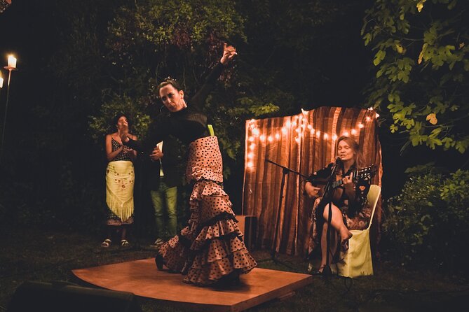 Seville: Fun class to approach Flamenco - What to Expect During the Flamenco Dance Class