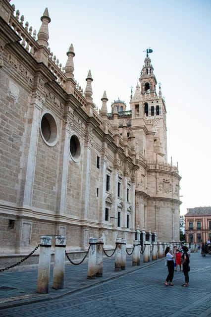 Seville: Private City Walking Tour. - Starting Point at the Archivo de Indias or Archivo General de Indias