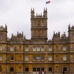 Shared Group Downton Abbey and Highclere Castle Tour from London - Exploring Cogges Manor Farm: England’s Farming Heritage and Series Filming Site