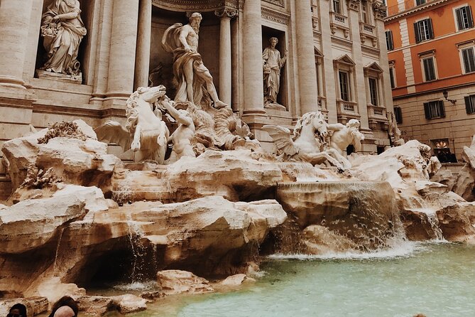 Shared shuttle from Civitavecchia Port to Rome City - Scheduling and Flexibility for Late Ships