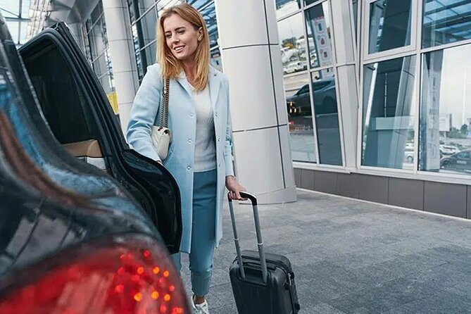 Shared Shuttle Transfer from Rome to Civitavecchia Port - What Makes the Pickup and Drop-off Seamless?