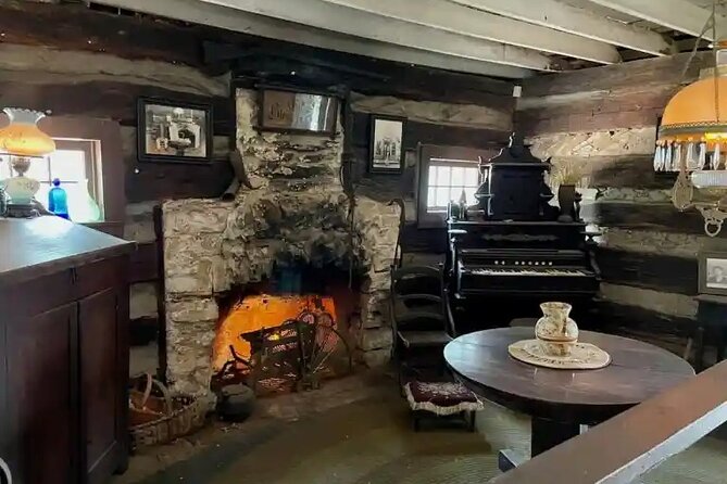 Shepherd of the Hills Historic Tour - The Branson Area’s Most Engaging Historical Ride