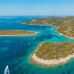 Shipwreck - Blue Lagoon All Inclusive + Trogir Walking Tour - Swimming and Snorkeling in the Blue Lagoon
