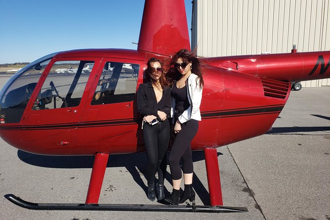 Short Helicopter Tour over downtown Nashville TN - Viewing Downtown Nashville from the Sky